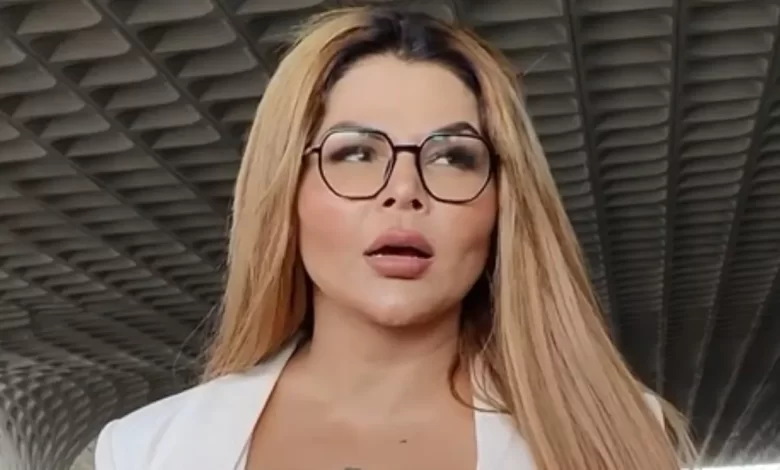 ढोल नगाड़ों पर दुल्हन के जोड़े में झूम कर नाचीं Rakhi Sawant, तलाक को लेकर फैंस को दी ये सलाह