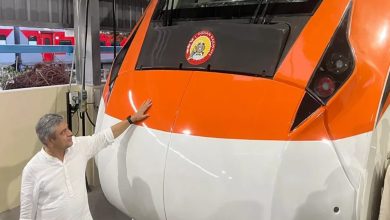 Vande Bharat Express: नए अवतार में नजर आएगी ट्रेन, केंद्रीय रेल मंत्री ने दिखाई पहली झलक