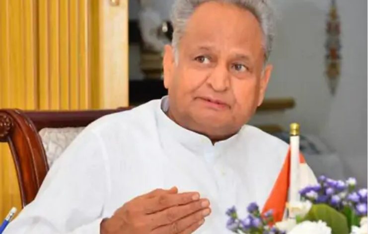 CM Gehlot ने पीएम मोदी पर साधा निशाना कहा- गांधी के देश से होने की वजह से पीएम मोदी का विदेशों में सम्मान होता है