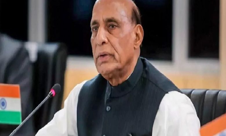 रक्षा मंत्री Rajnath Singh ने विपक्ष को दिया जवाब- 'सनातन का ना आदि है ना अंत, कोई ताकत इसे मिटा नहीं सकती'