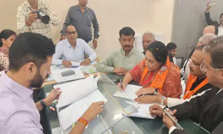 Rajasthan Election: सांसद Diya Kumari ने भरा नामांकन, रैली निकालकर किया शक्ति प्रदर्शन