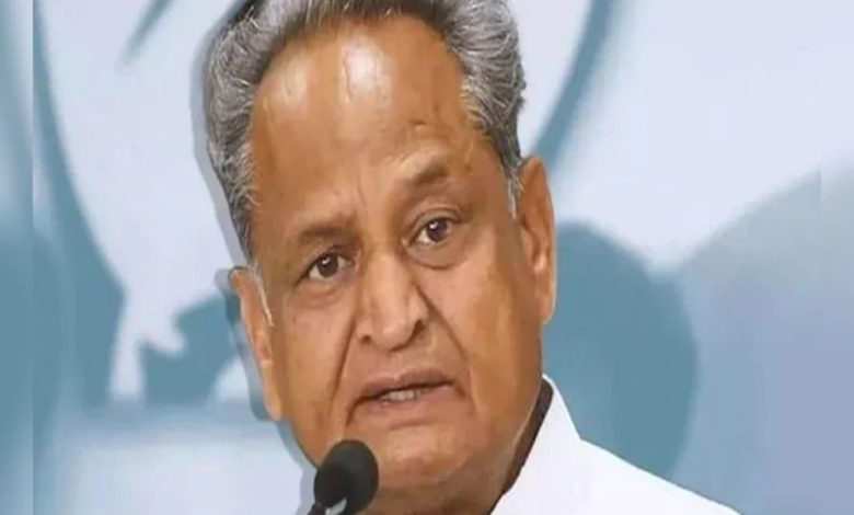 राजस्थान के पूर्व सीएम Ashok Gehlot की तबियत बिगड़ी, पंजाब दौरा कैंसिल