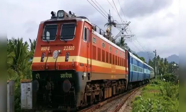 Rajasthan Train Schedule: किसान आंदोलन के चलते वंदे भारत सहित 6 ट्रेनें रहेंगी रद्द, 21 ट्रेनों का रूट बदला , जानें पूर अपडेट